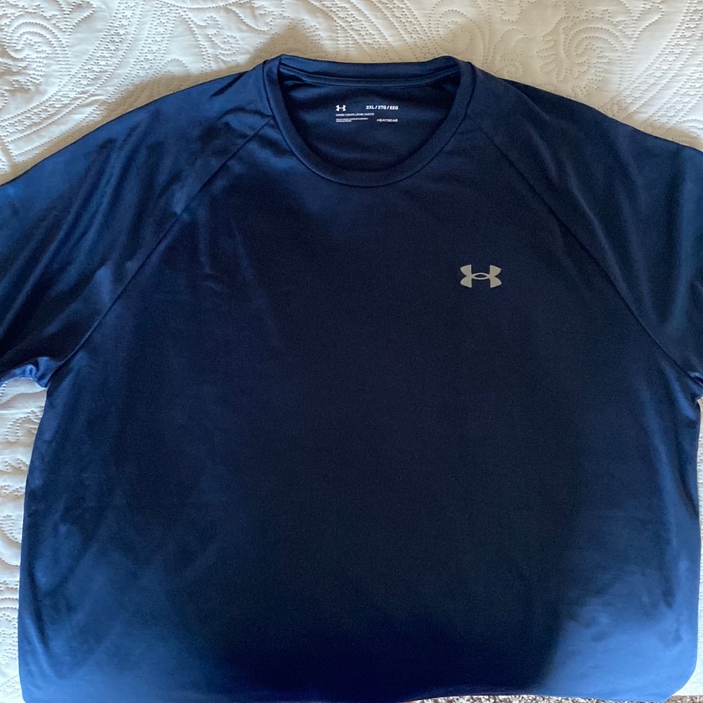Under Armour HeatGear Short Sleeve - Picture 3 of 4